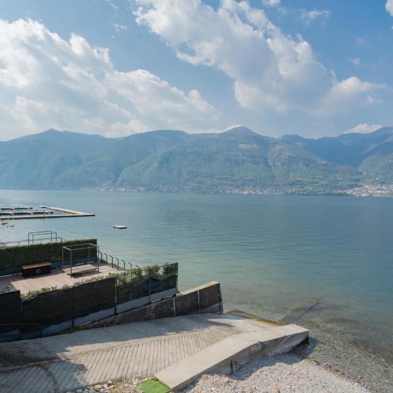 Dream Lake Apartments Lake View - private beach by Rent All Como - Two-Bedroom Apartment - 17