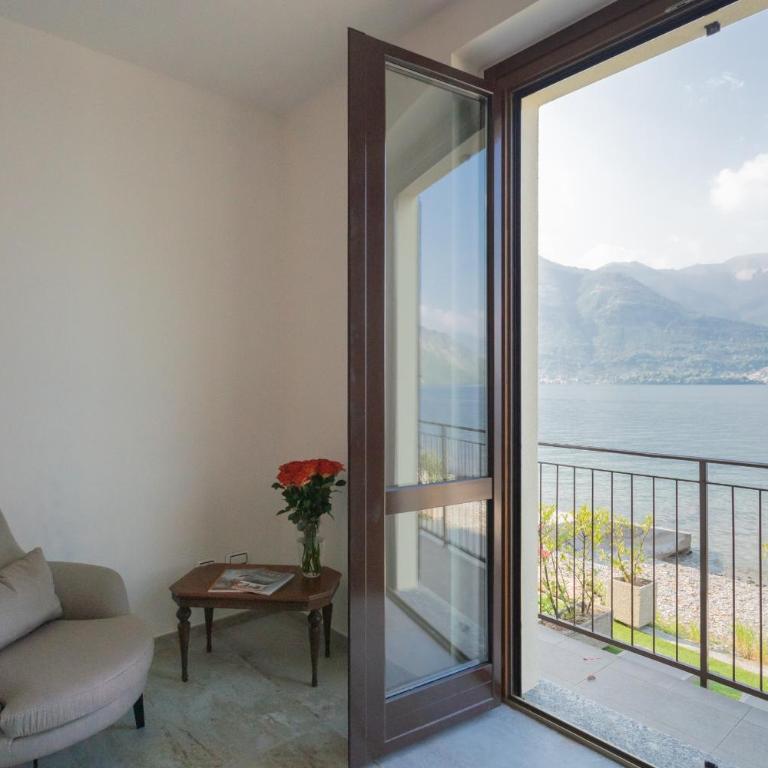Dream Lake Apartments Lake View - private beach by Rent All Como - Two-Bedroom Apartment - 37
