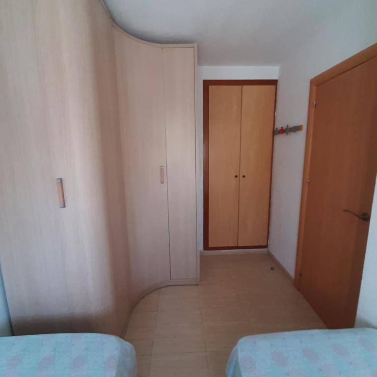 CAMBRILS 1ª Línea Playa - Two-Bedroom Apartment - 36