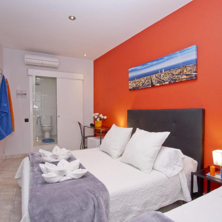 Barcelona City Centre Hostal - Standard Double or Twin Room - 1