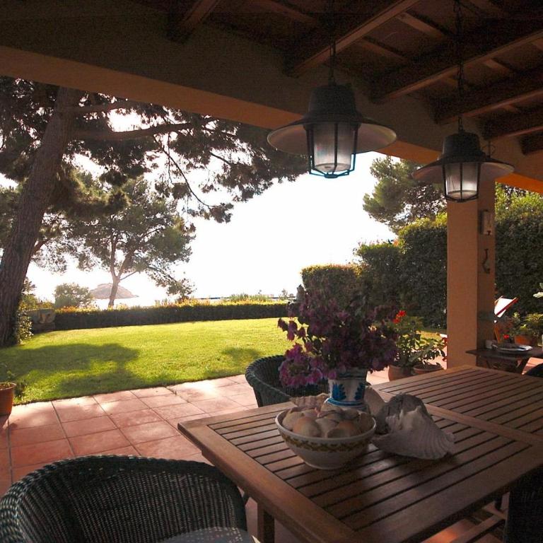 LETS HOLIDAYS Lovely garden house in mar menuda - Villa de 3 dormitorios - 5
