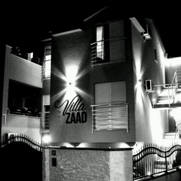 Apartments & Rooms Villa Zaad FREE PRIVATE PARKING - Apartment with Balcony - 1