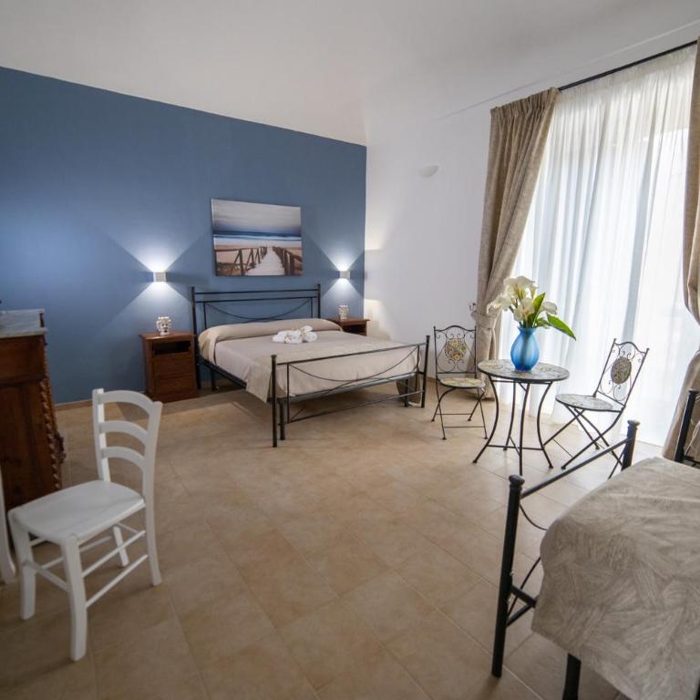 B&B Palazzo Loreto - Camera Quadrupla Premium - 1
