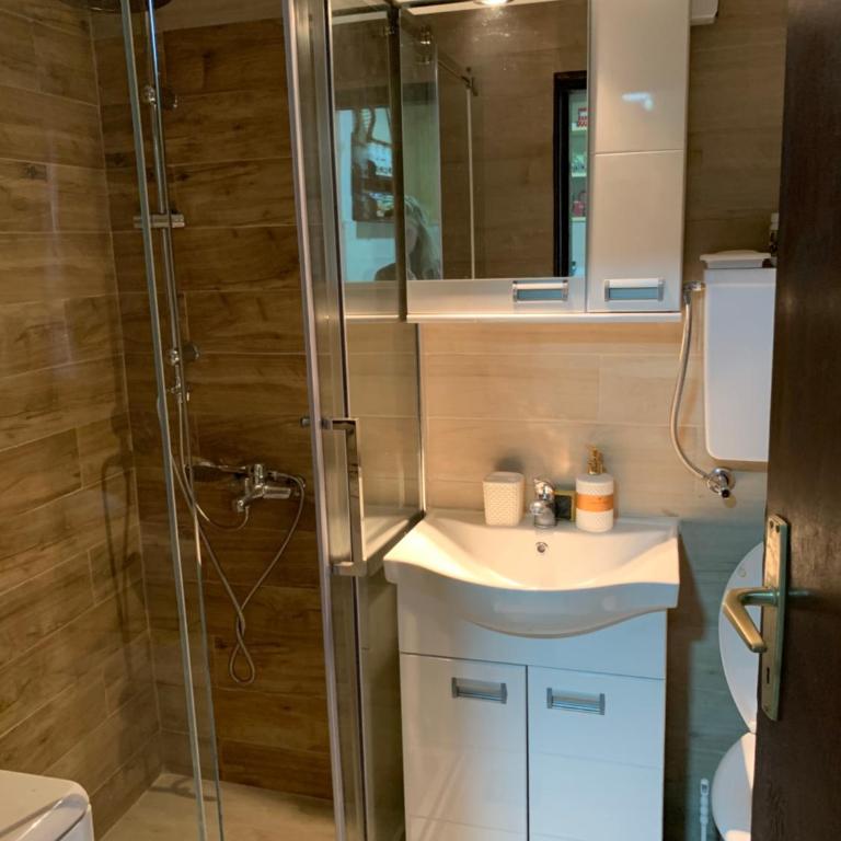 Vikend kuća Čairović - Two-Bedroom House - 5