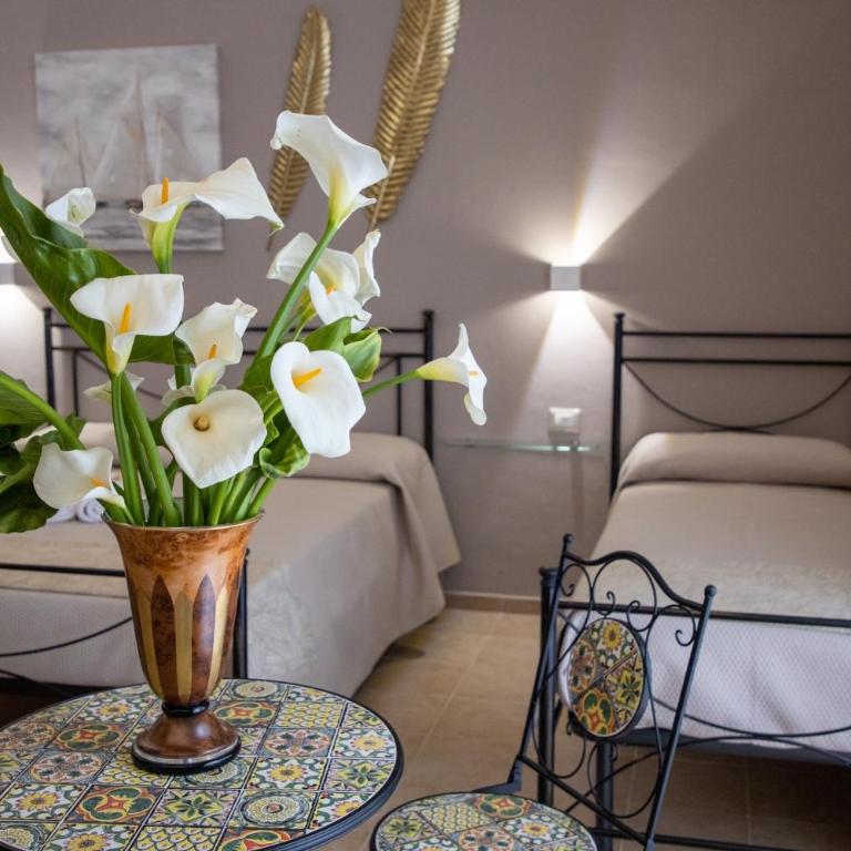 B&B Palazzo Loreto - Camera Quadrupla Classic - 10