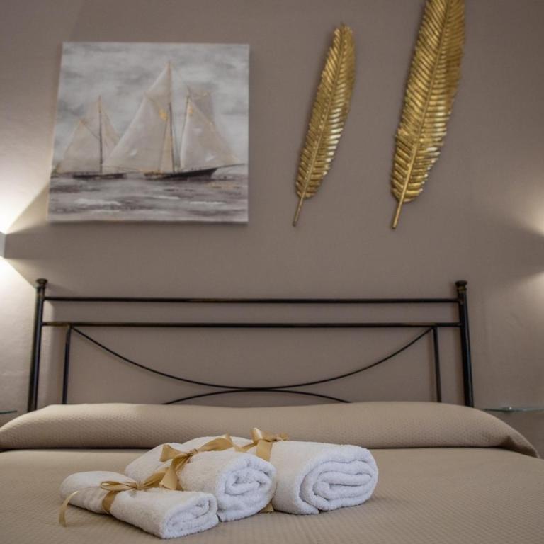 B&B Palazzo Loreto - Camera Quadrupla Classic - 5