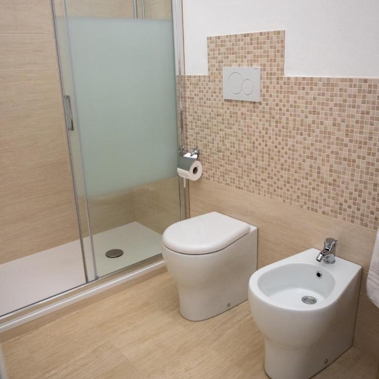 B&B Palazzo Loreto - Camera Quadrupla Classic - 13