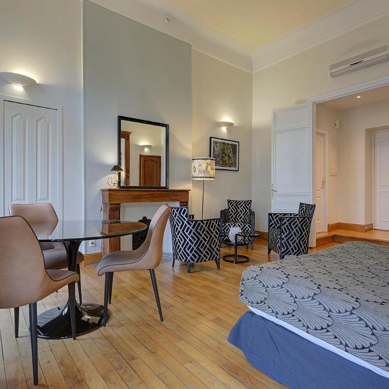 La Villa des Consuls - Gîte de tourisme de charme - Appartement 2 Chambres - Rez-de-Chaussée - 3