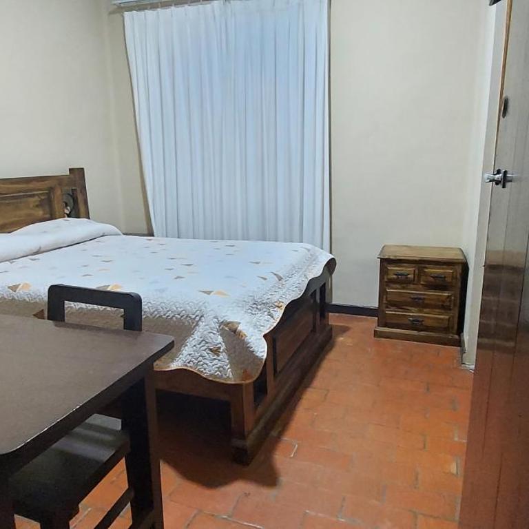 Casa Treveris - Non profit Hostel - Double Room with Private Bathroom - 3