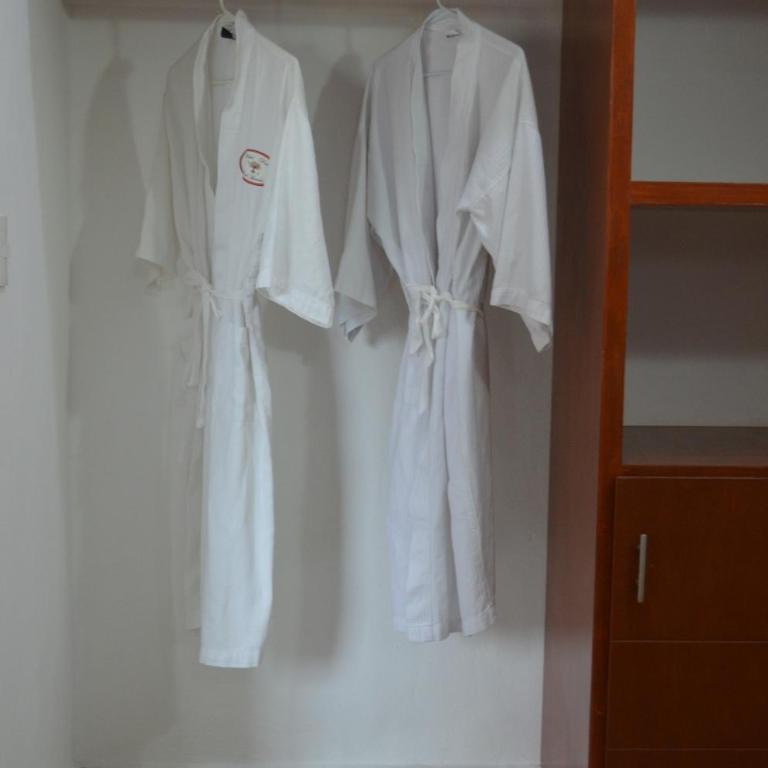 Hotel Real Mercedes - Twin Room - 3