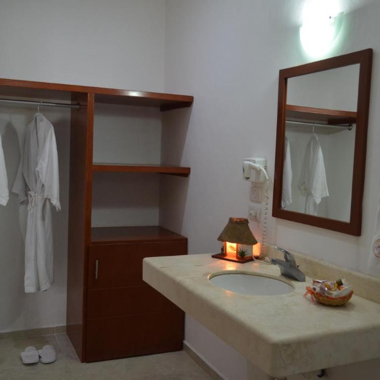 Hotel Real Mercedes - Twin Room - 2