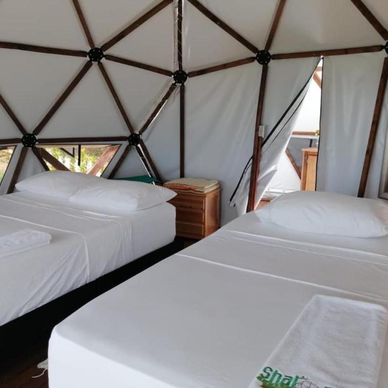 Eco-Glamping Shalom - Habitación Doble Deluxe con bañera de hidromasaje - 1 o 2 camas - 8