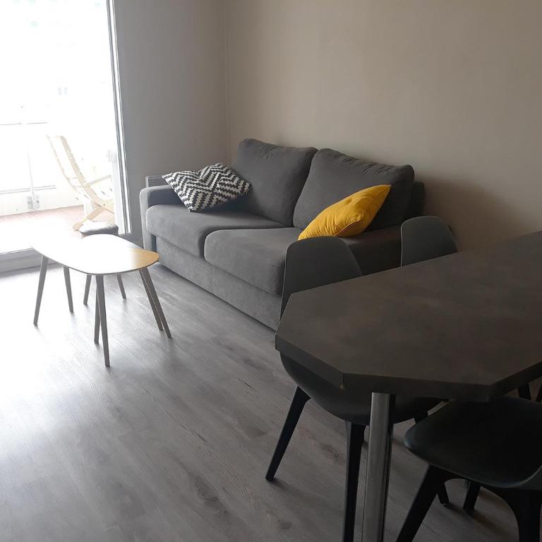 Emplacement idéal 200m de la plage - Appartement - 7