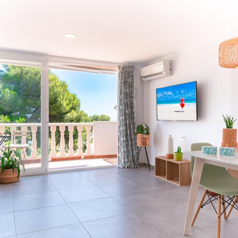 Top Apartment: Sea views, terrace and pool - One-Bedroom Apartment - 1