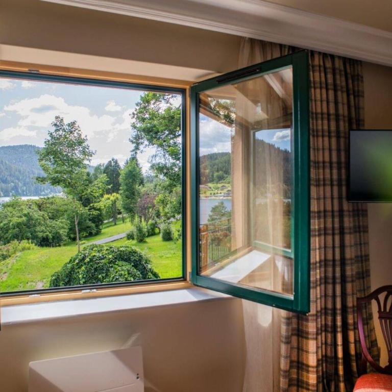 Le Manoir Au Lac - Chambre Standard Grands Bois (Annexe) - Vue sur Parc/Lac - 1