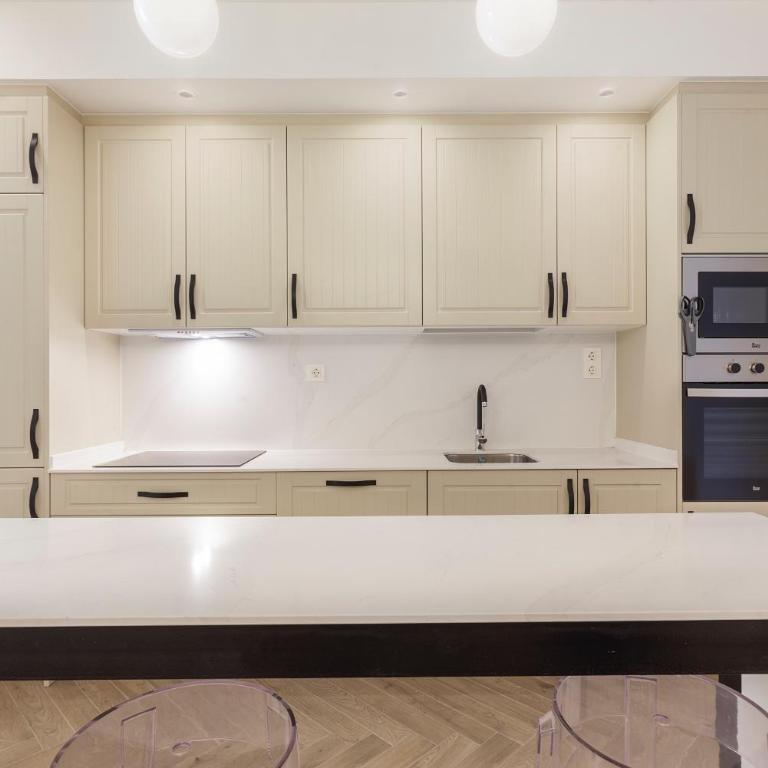 Zoko Suites en Madrid - Five-Bedroom Apartment I - 9