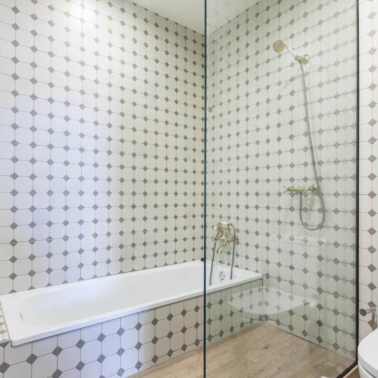 Zoko Suites en Madrid - Five-Bedroom Apartment I - 14