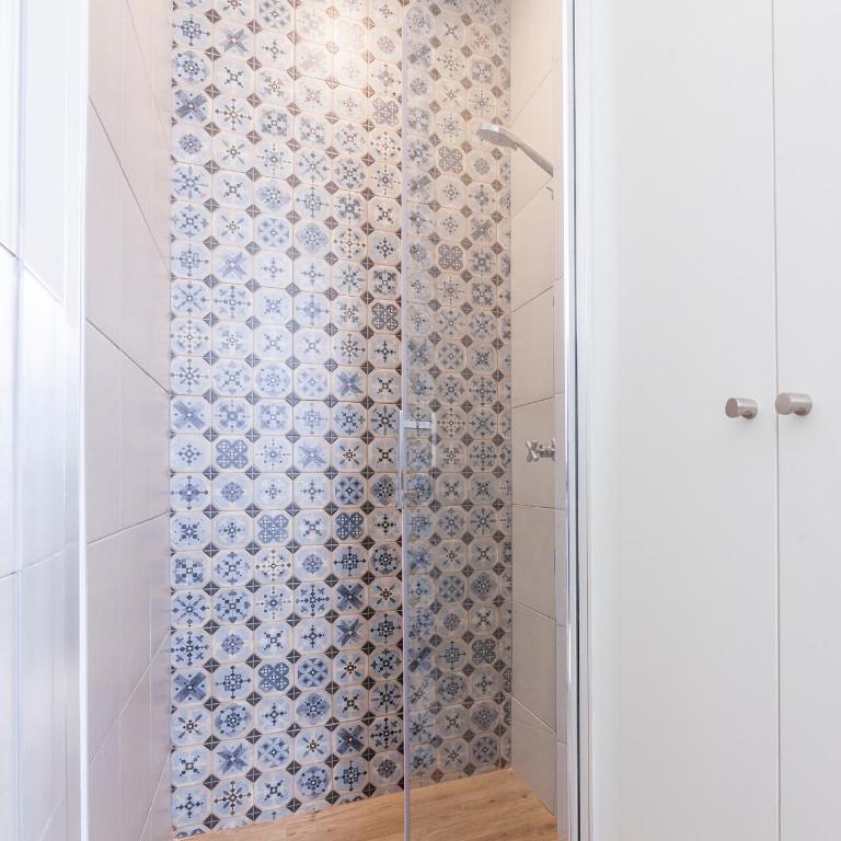 Zoko Suites en Madrid - Five-Bedroom Apartment III - 7