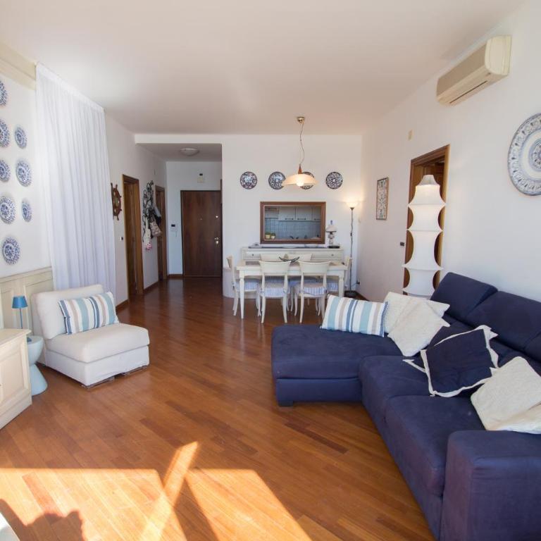 Splendido appartamento fronte mare con box doppio - Apartamento de 3 dormitorios - 10