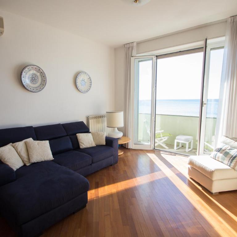 Splendido appartamento fronte mare con box doppio - Apartamento de 3 dormitorios - 20
