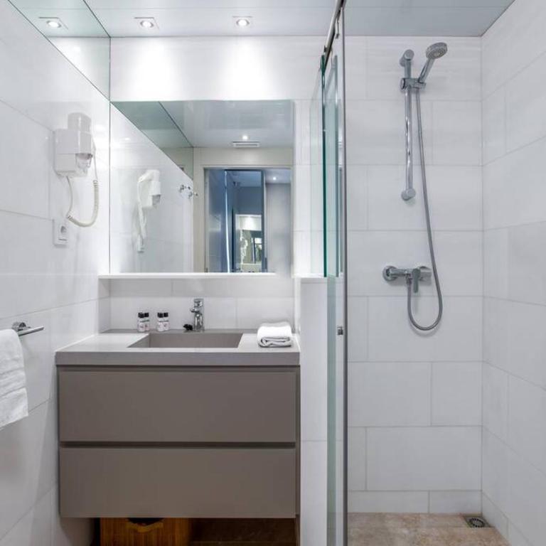 Kronos on the beach Suite 4 - Two-Bedroom Apartment - 26