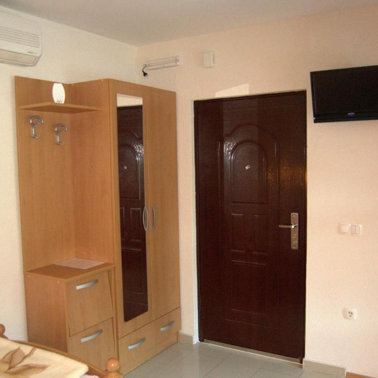 Villa Vežić - Twin Room - 16