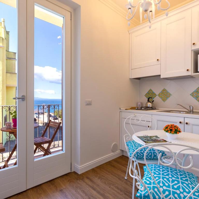 Terrazza & Romantica sospese sul mare del Borgo Antico --- Terrace & Romantic over the sea of the Ancient Village - Appartamento con Terrazza - 39
