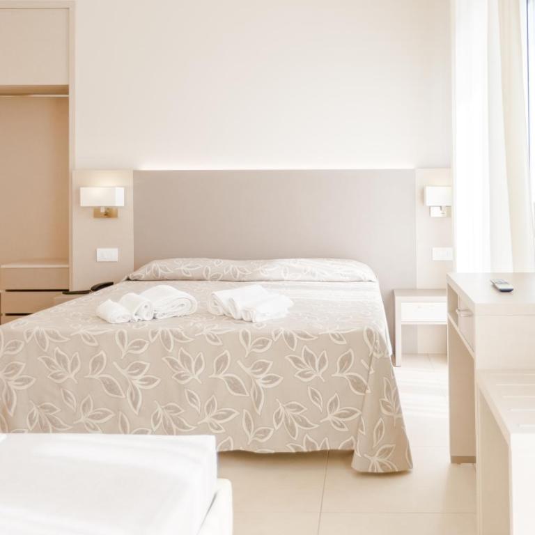 Hotel Bagli - Camera Quadrupla Comfort - 3