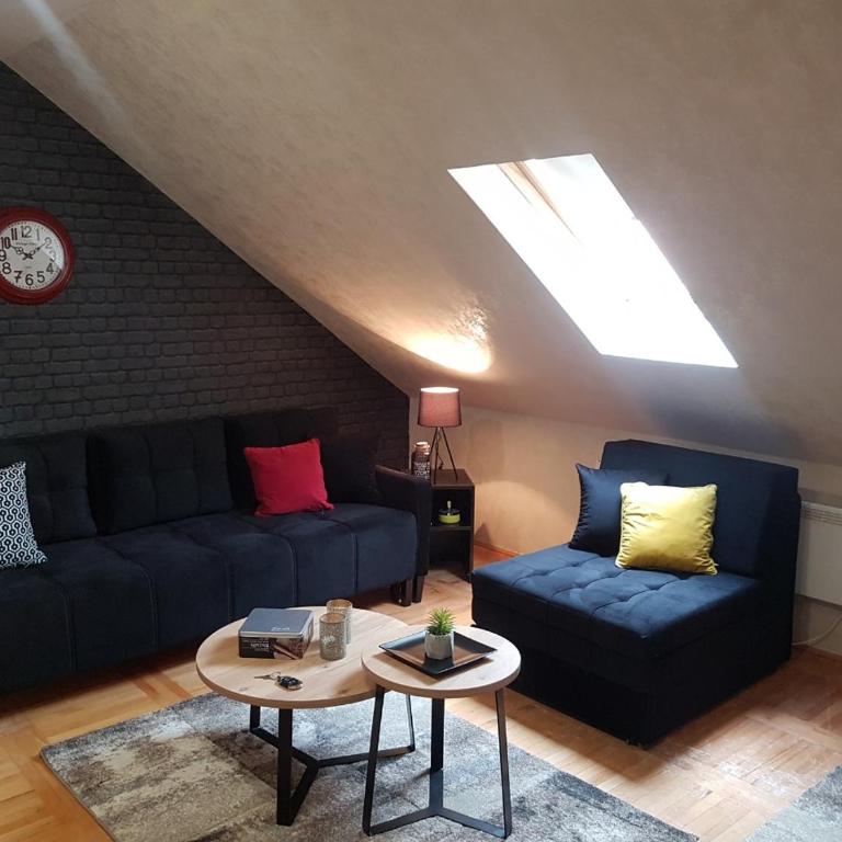 Kraljevi čardaci, apartman 53 u zgradi 7, opcija unutrašnjeg parking mesta - Studio - 7