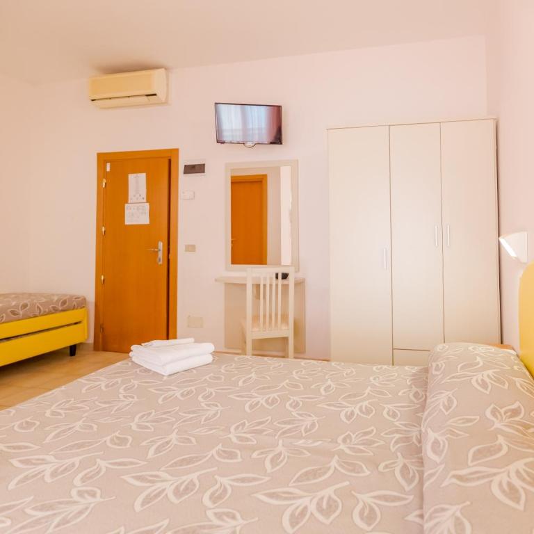 Hotel Bagli - Camera Tripla - 7