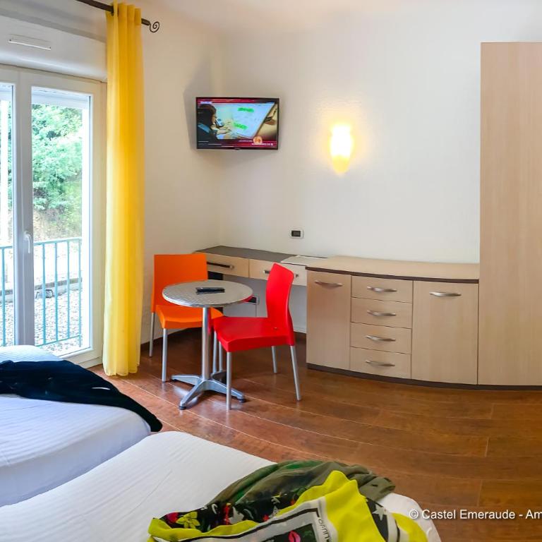 Appart'Hotel-Restaurant Castel Emeraude - Studio Lits Jumeaux Confort sans Balcon - 1