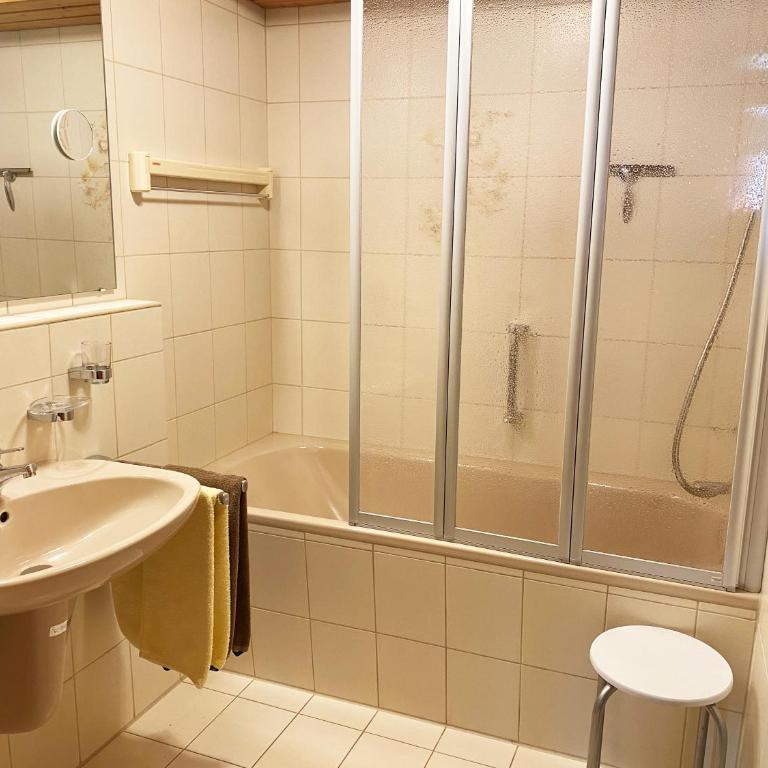 Haus Central Oberstdorf - Apartment mit 2 Schlafzimmern und Balkon - Mädelegabel - 9