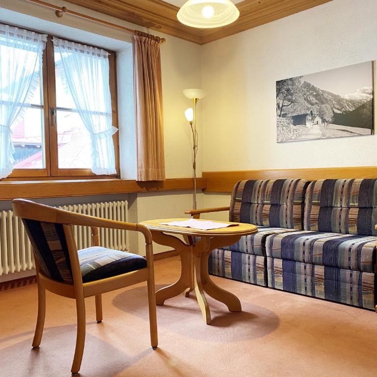 Haus Central Oberstdorf - Apartment mit 1 Schlafzimmer - Höfats - 4