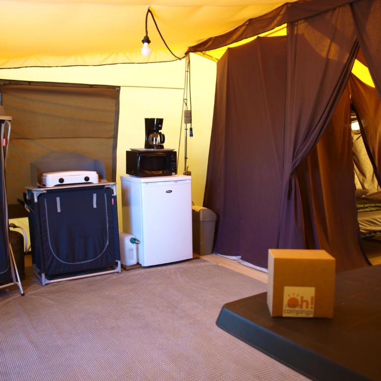 Oh! Campings - La Tamarissière Agde - Tente sans Sanitaires - 4