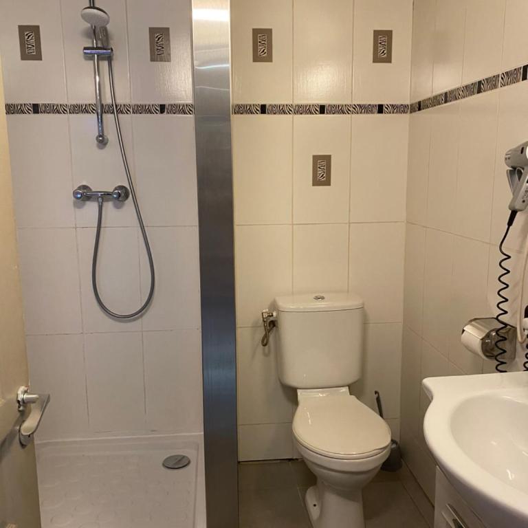 Intérieurs-Cour - Studio Supérieur (2 Adultes) - 9