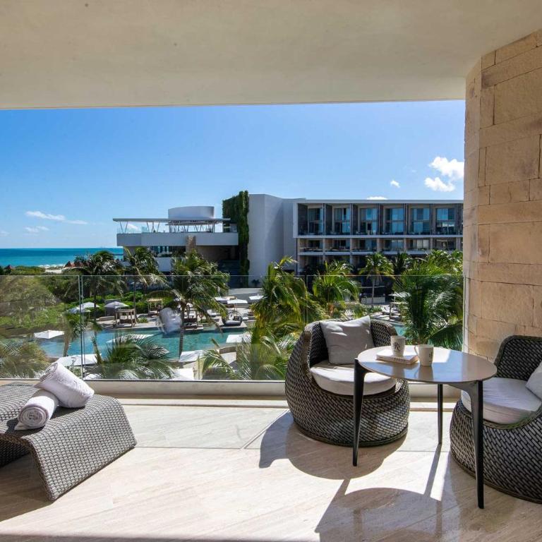 TRS Coral Hotel - Adults Only - All Inclusive - Junior Suite Beachside - 4