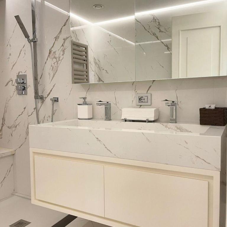 Appartamento fronte mare con parcheggio privato - Appartamento con 3 Camere da Letto - 6