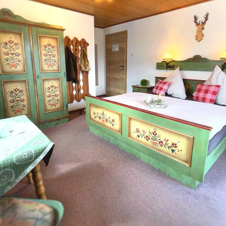 Pension Loiplstüberl - Doppelzimmer mit Bergblick - 27