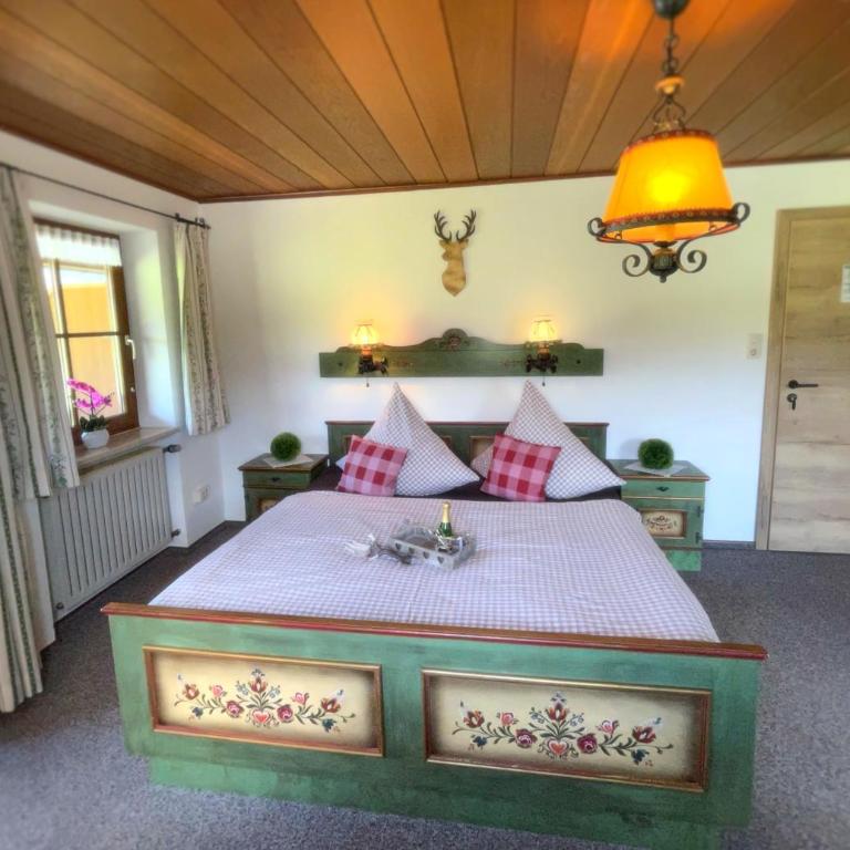 Pension Loiplstüberl - Doppelzimmer mit Bergblick - 15
