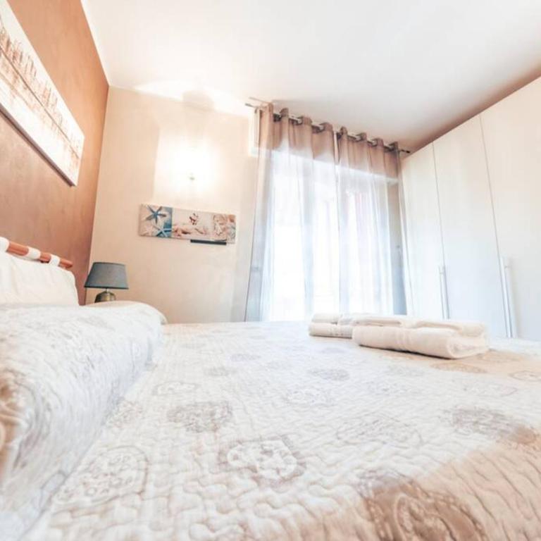 Casa Luca Flexyrent - Parking - A C - WiFi - Appartamento con 2 Camere da Letto - 15