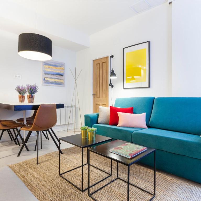 Patio en Madrid - Two-Bedroom Apartment - 6