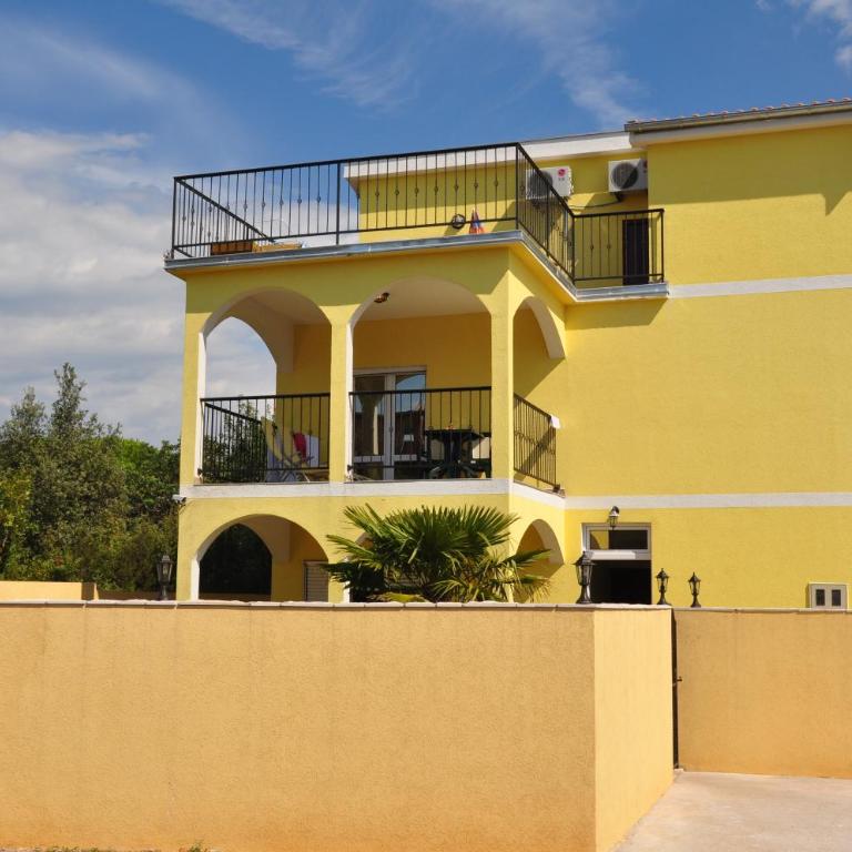 Apartments Villa-G Lustica - Apartman sa 2 Spavaće Sobe i Terasom - 17