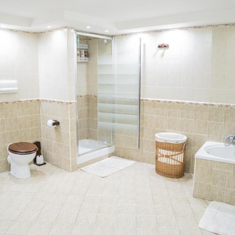 Domus Ugo - One-Bedroom Apartment - 37