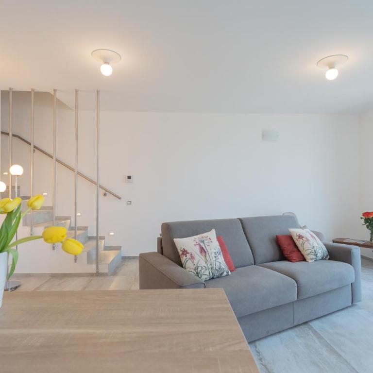 Dream Lake Apartments Lake View - private beach by Rent All Como - Two-Bedroom Apartment - 42