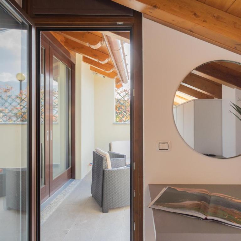 Dream Lake Apartments Lake View - private beach by Rent All Como - Two-Bedroom Apartment - 47