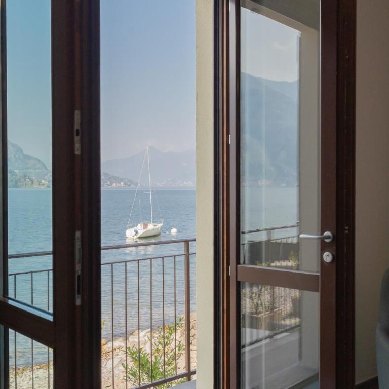 Dream Lake Apartments Lake View - private beach by Rent All Como - Two-Bedroom Apartment - 40