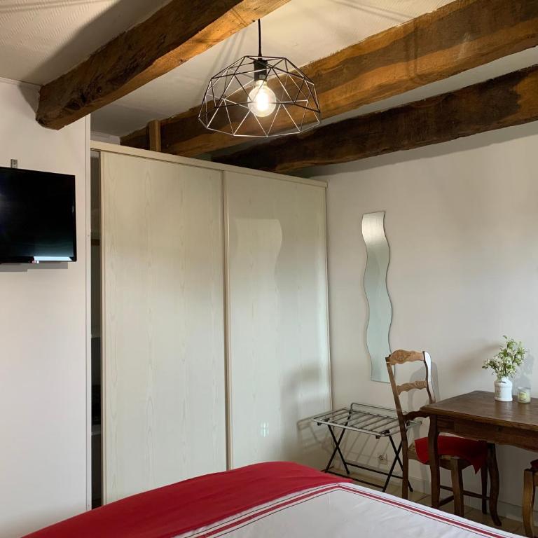 Chambres d'Hôtes du Manoir du Haut Salmon - Chambre Double - 13