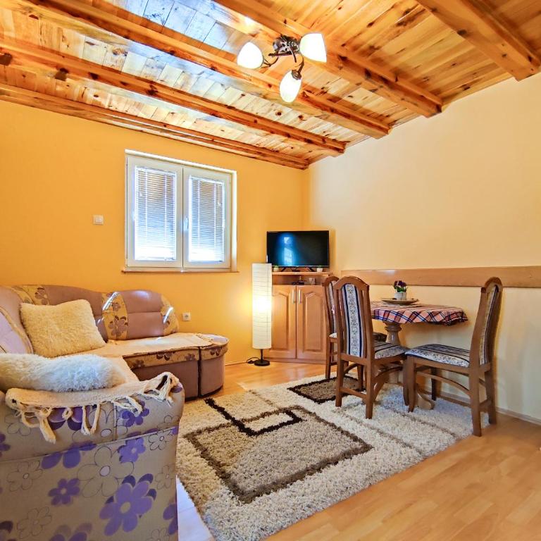 Vikendice porodice Smiljanić - Two-Bedroom Apartment - 3