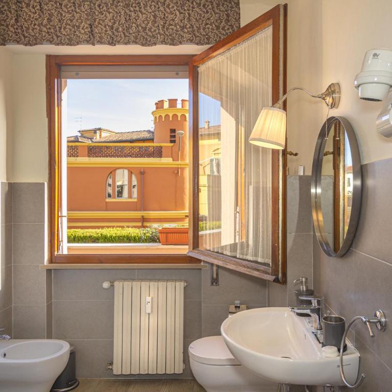 Hotel Pisa Tower - Camera Familiare con Bagno Privato - Edificio Separato - 7