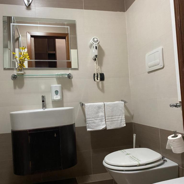 Quintino B&B - Double Room with Private Bathroom - 9
